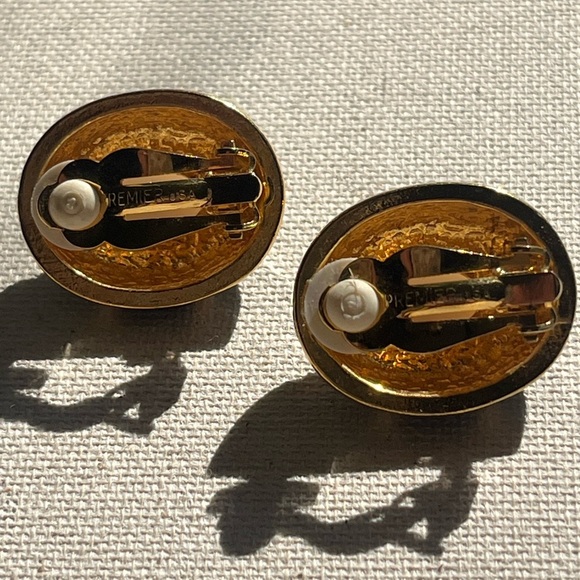 Vintage Premier Designs Black Enamel & Faux Pearl Clip-On Earrings - Picture 4 of 4